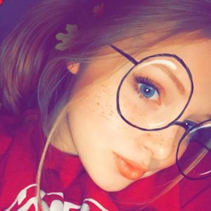 Meet your Posher, Lucy